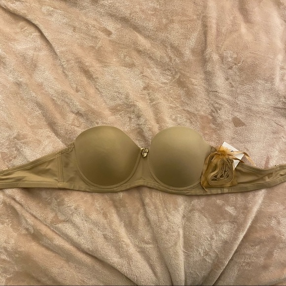 Other - NWT TED&NOAH STRAPLESS TAN BRA 38C
